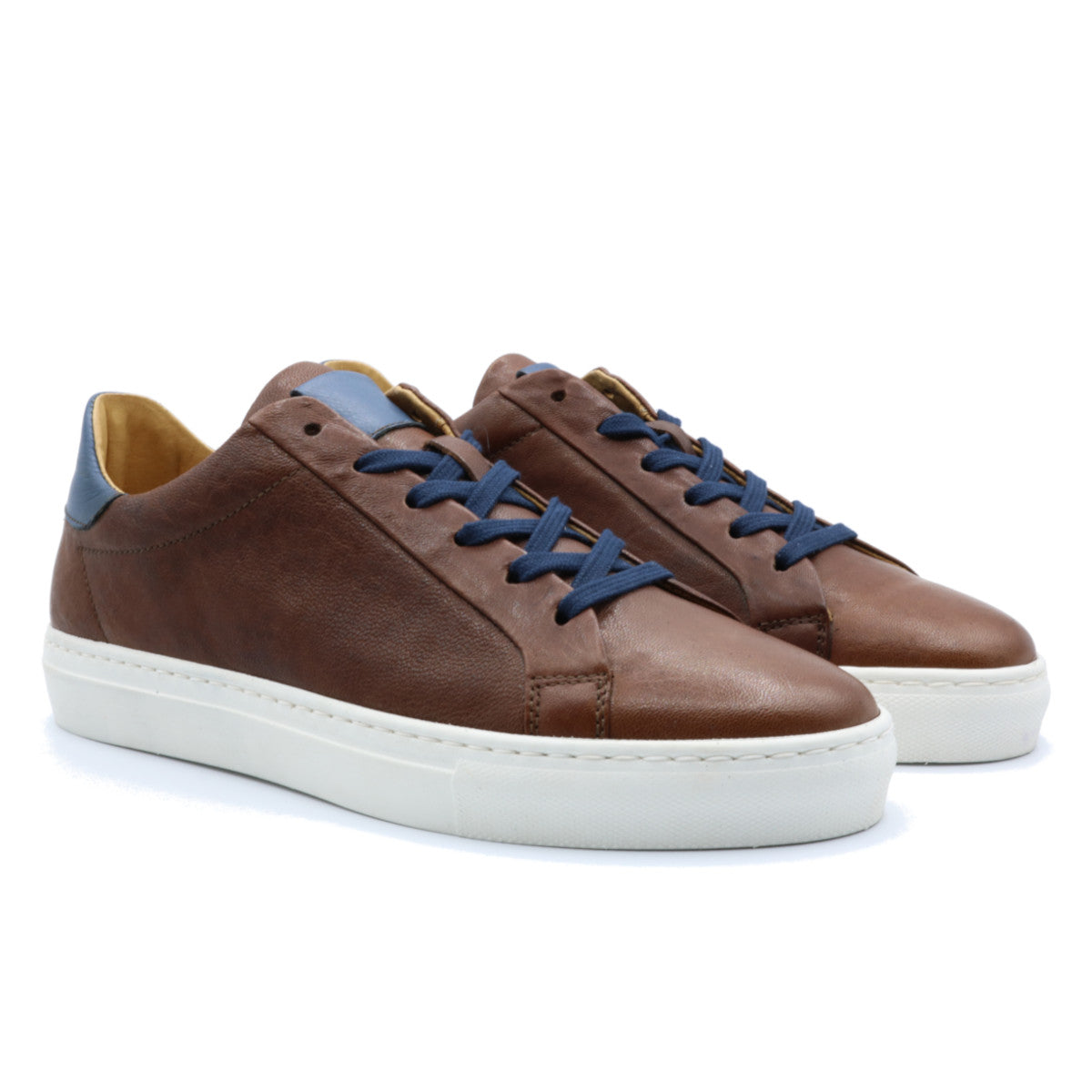 Sneakers 132