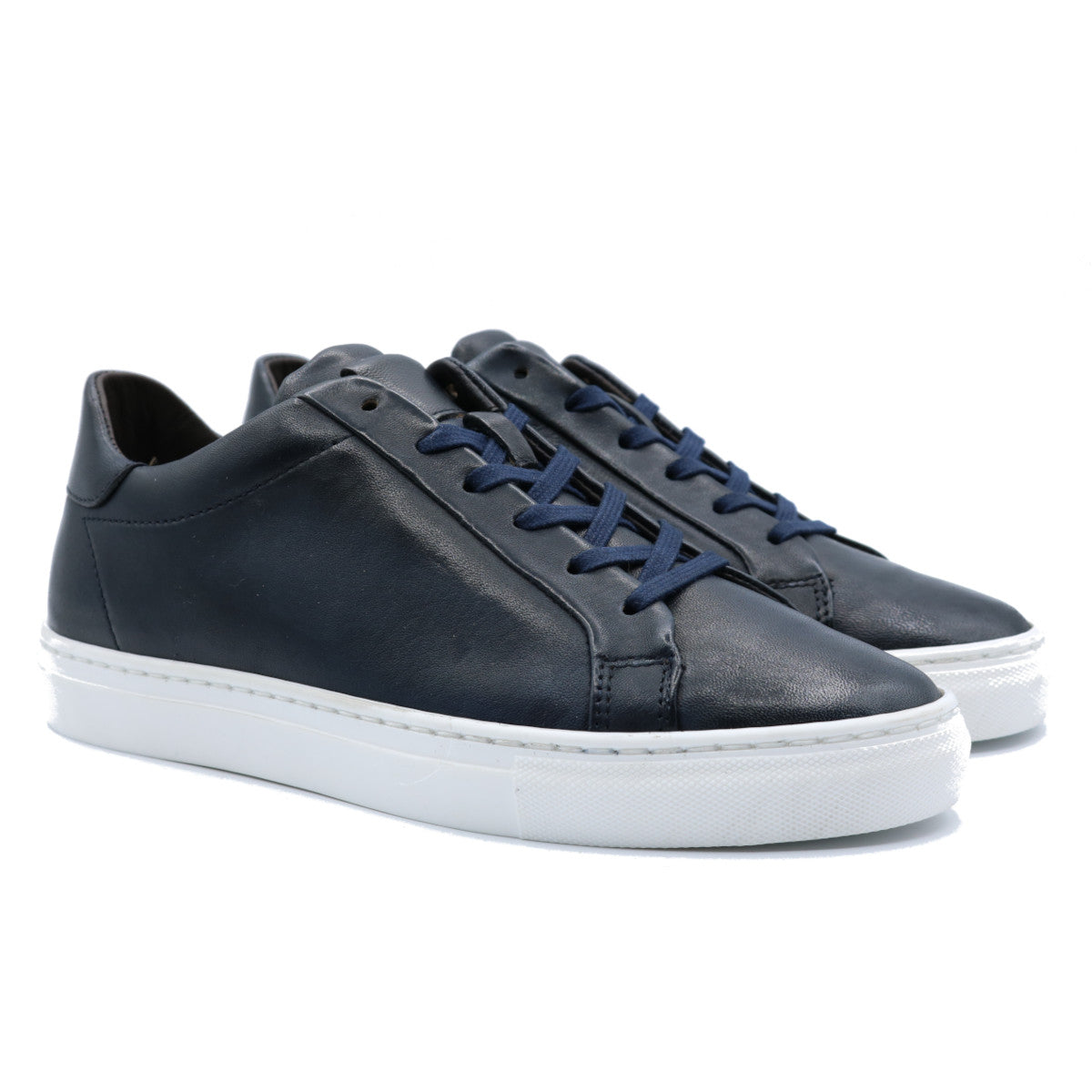 Sneakers 132
