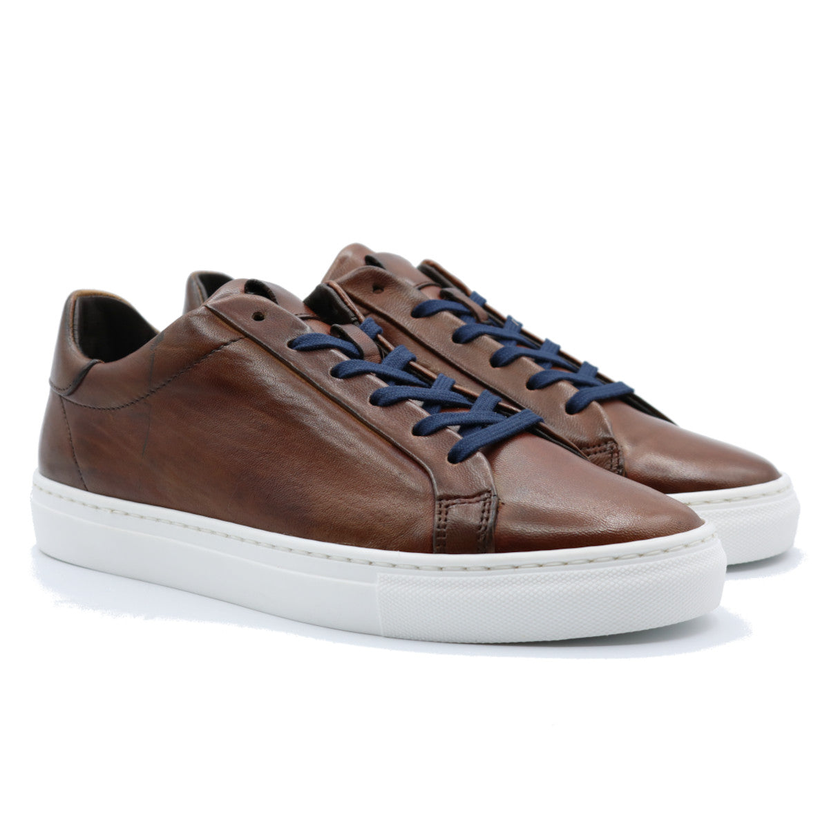 Sneakers 132